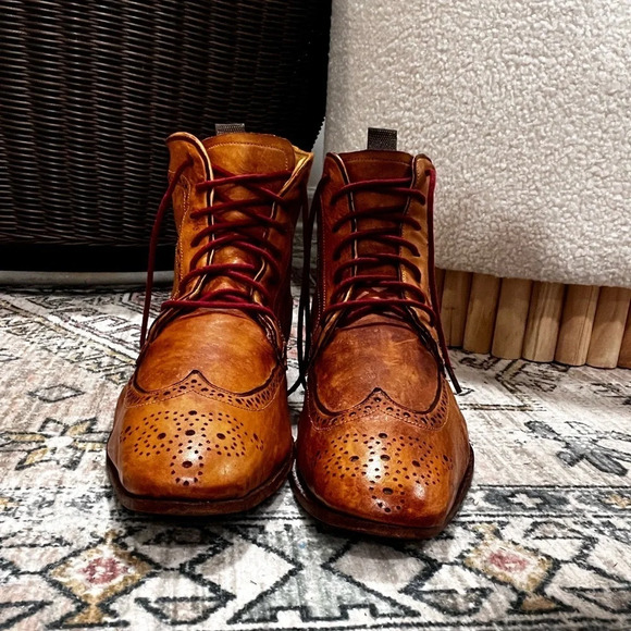 ED. G by Eduardo wingtip Oxford boots in good condition. - Picture 3 of 11